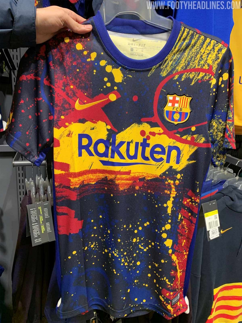 NOWA przedmeczowa koszulka FC Barcelony!